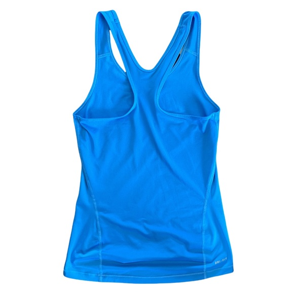 Nike woman’s PRO COOL graphic tank - Picture 3 of 4
